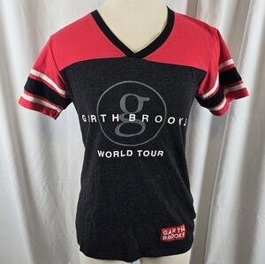 Garth Brooks World Tour V-Neck Jersey T-Shirt Women’s Medium